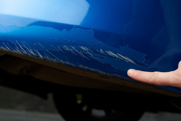 How to Remove Scratches from the Body of the Car
